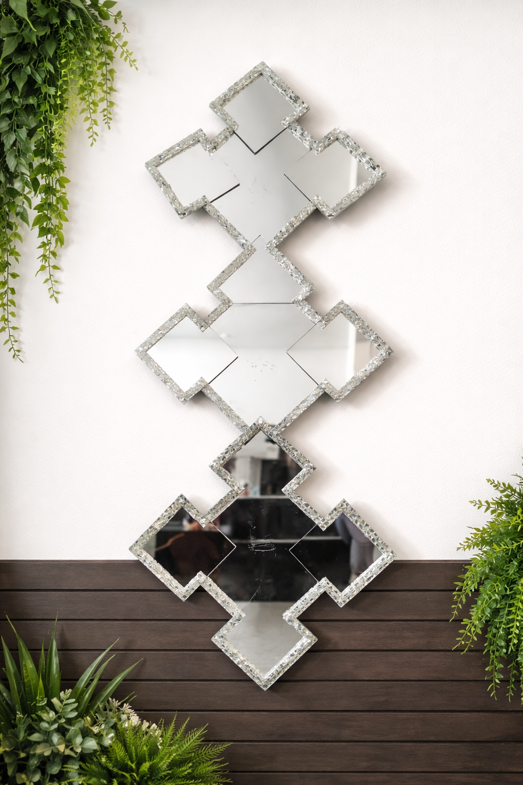 Espejo decorativo de cruces con pedrería